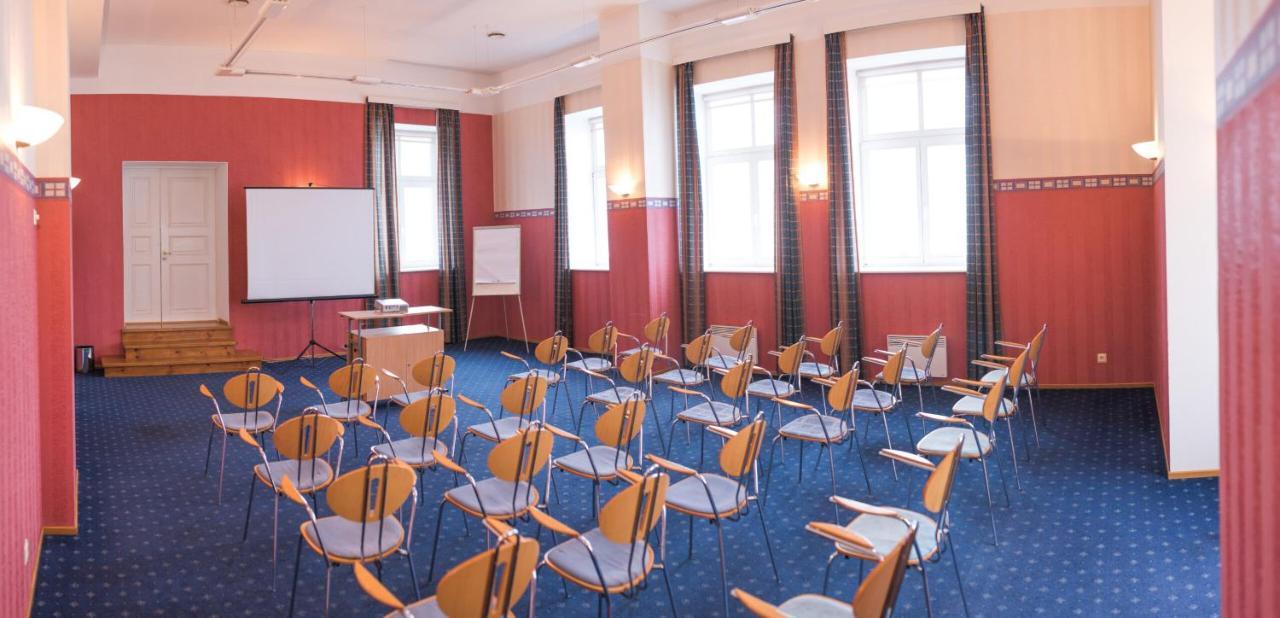 Hotel Promenaadi Haapsalu Extérieur photo