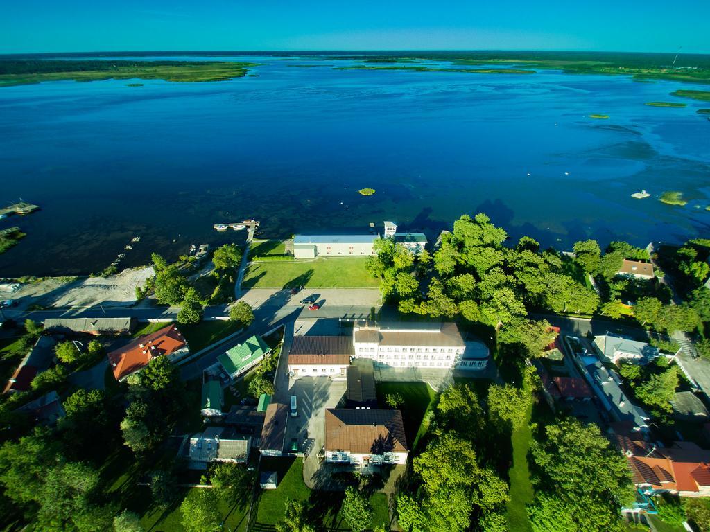 Hotel Promenaadi Haapsalu Extérieur photo