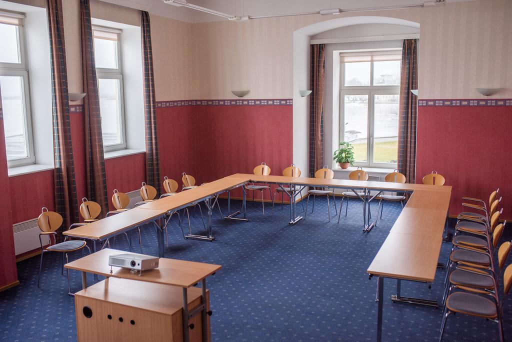 Hotel Promenaadi Haapsalu Extérieur photo