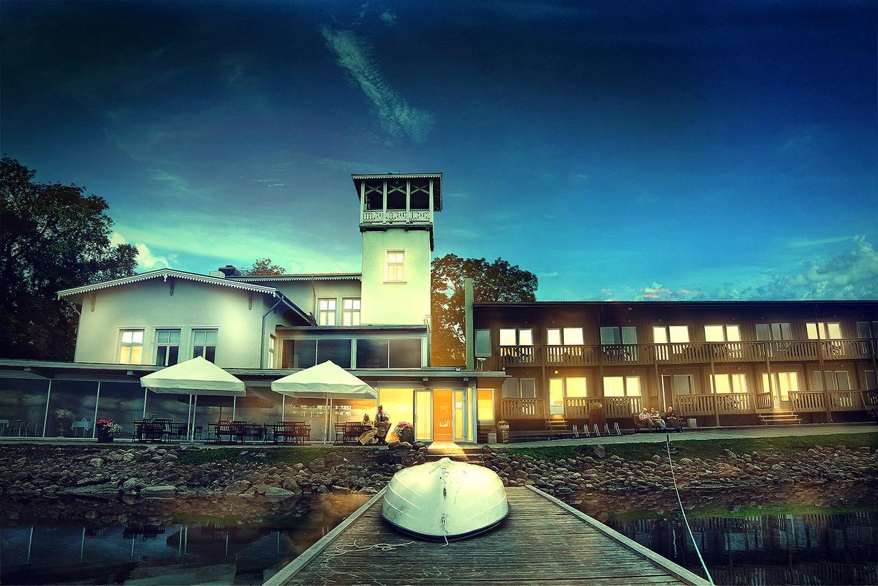 Hotel Promenaadi Haapsalu Extérieur photo